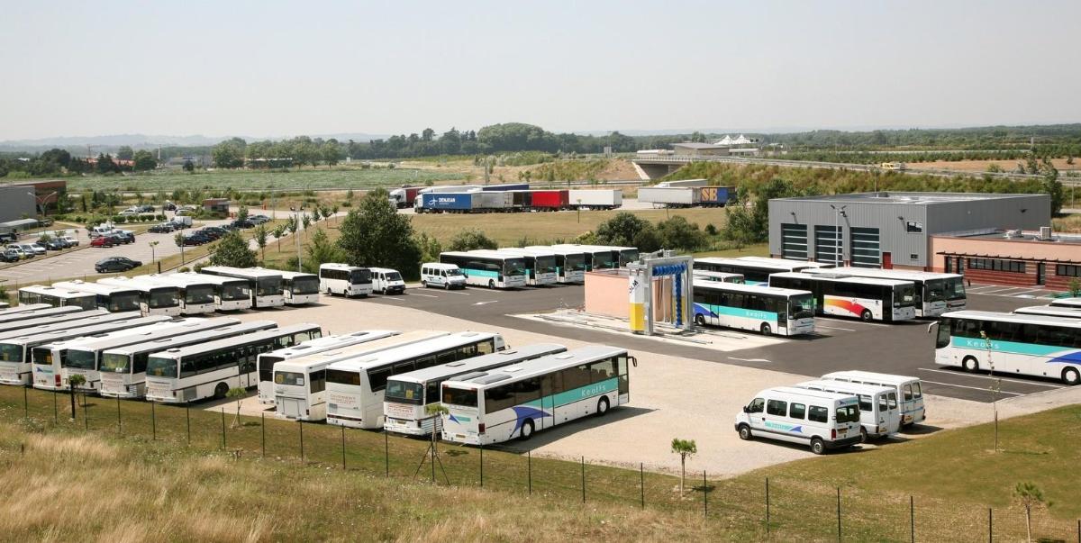 Vue aérienne du dépôt des bus